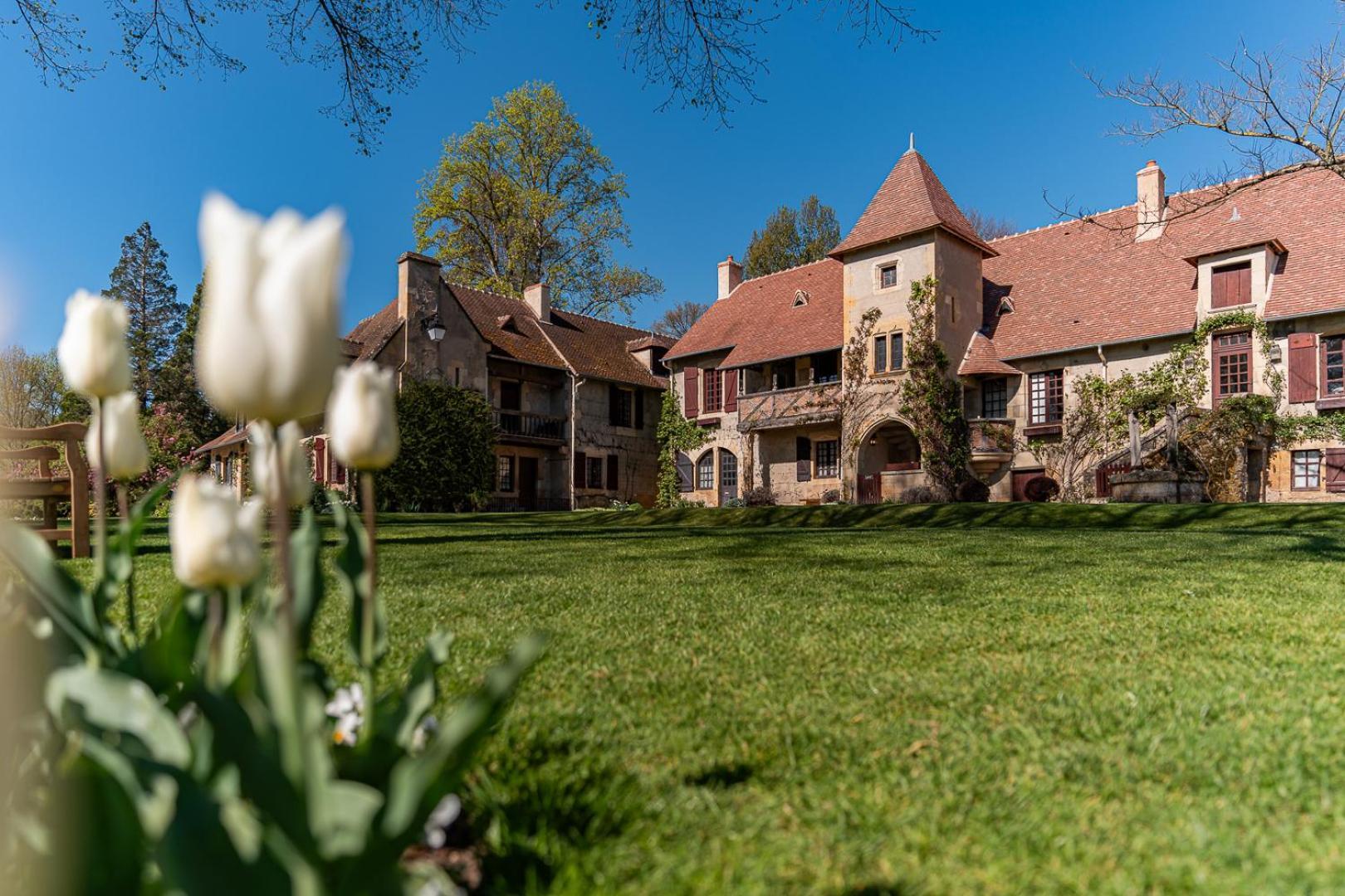 La Maison De La Tour Apremont-sur-Allier Esterno foto